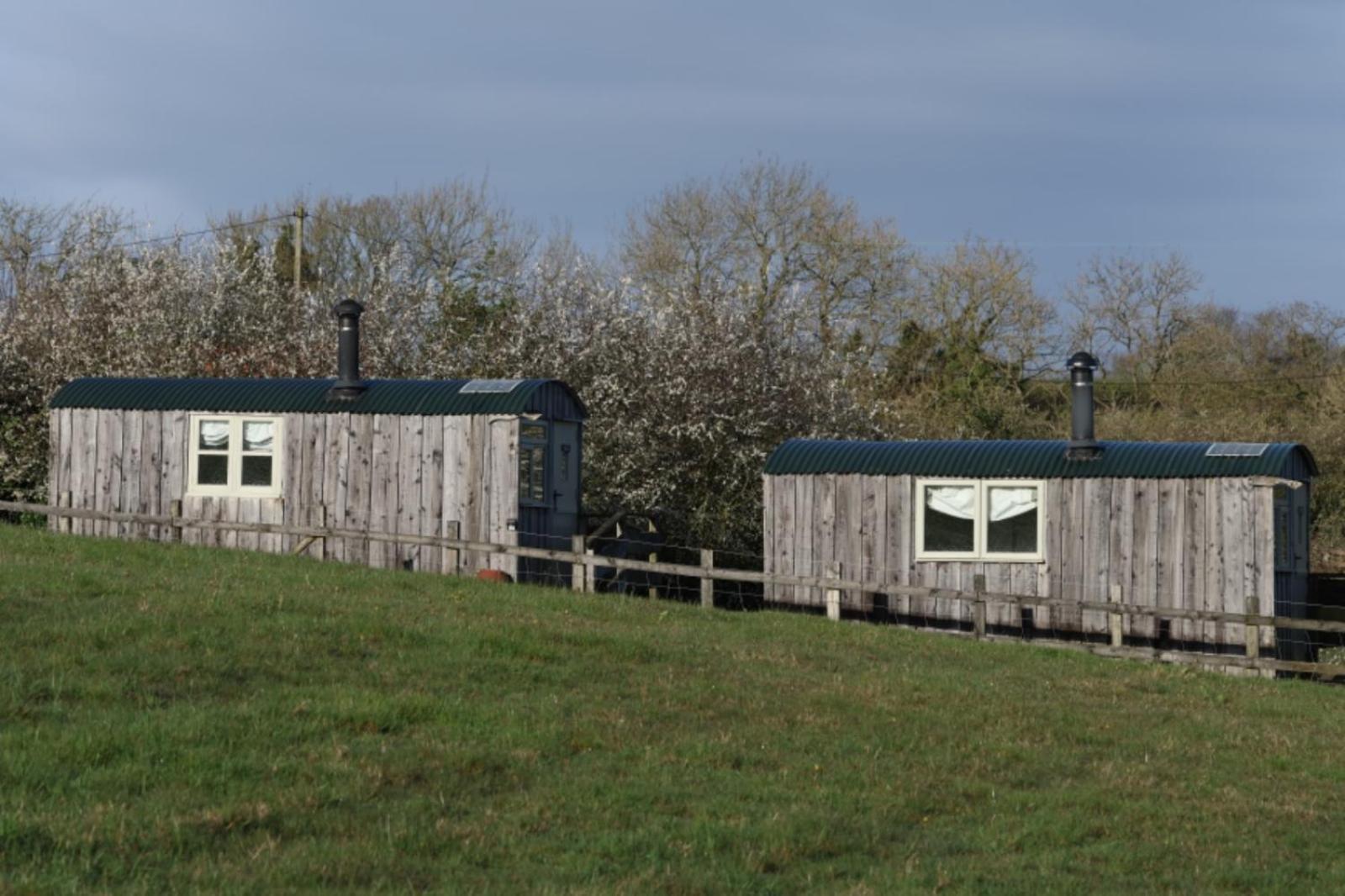 Meadowbeck - Shepherd Huts Fylingdales Exterior foto